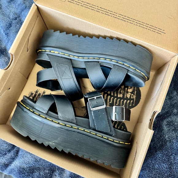 Dr. Martens Voss II Quad Platform Sandals - Picture 2 of 5